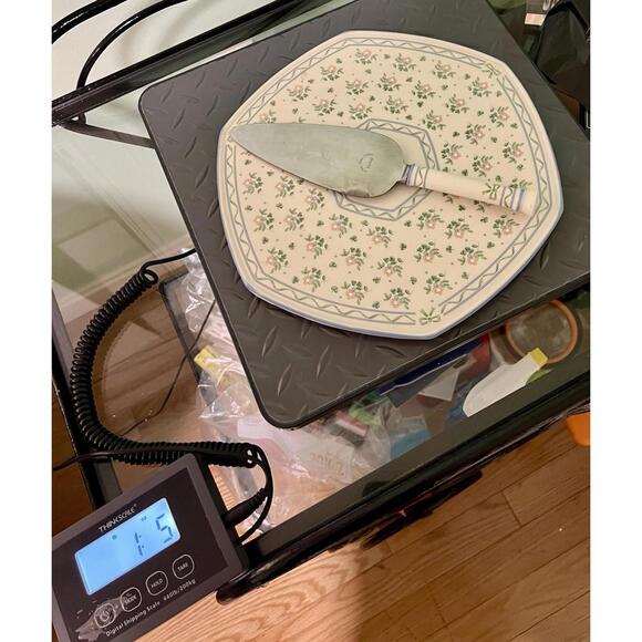 Royal Tara Ireland 1980s “Laura” Floral Bone China Cake Platter & Steel Server - Picture 16 of 16